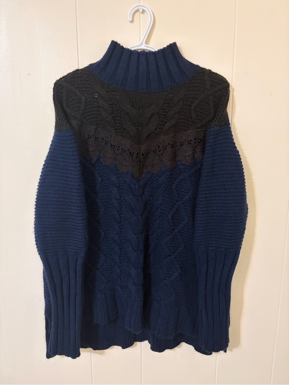 Simply Vera Women's Navy and Black Cable Knit Sweater size XXL